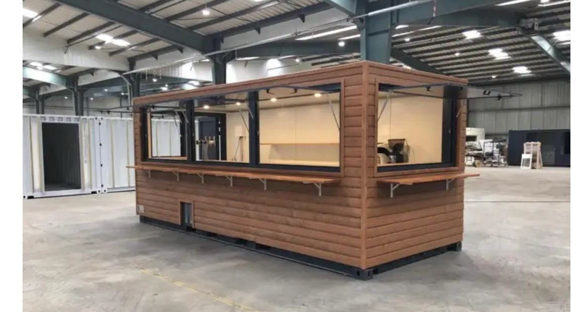 CONTENEDOR DE ENVÍO DE 20 PIES CONVERTIDO EN CAFETERÍA/BAR/SNACK BAR