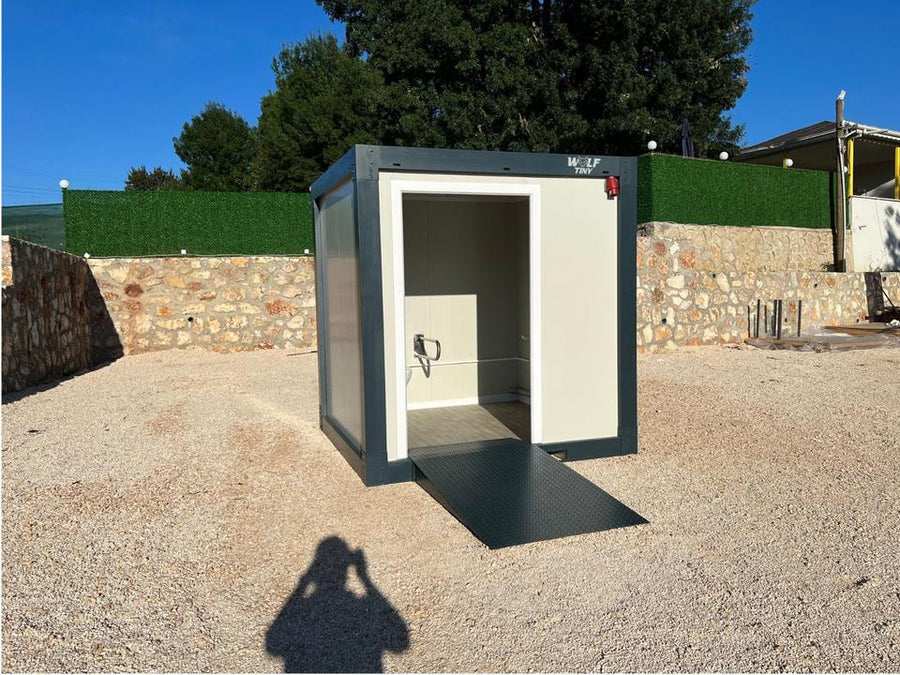 CONTENEDOR SANITARIO PARA DISCAPACITADOS ( 220 X 220 M ) NUEVO